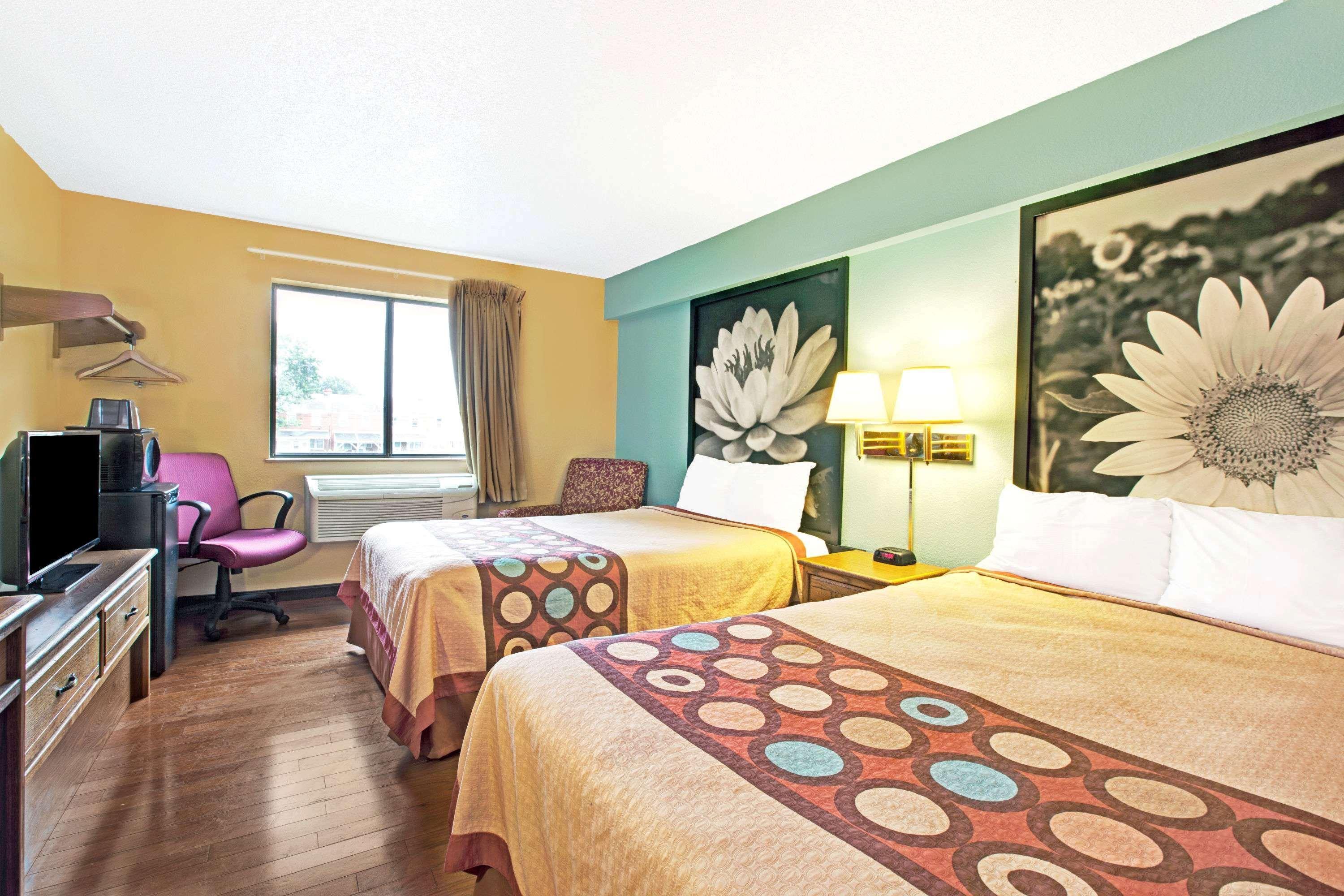 Super 8 By Wyndham Baltimore/Essex Area Luaran gambar