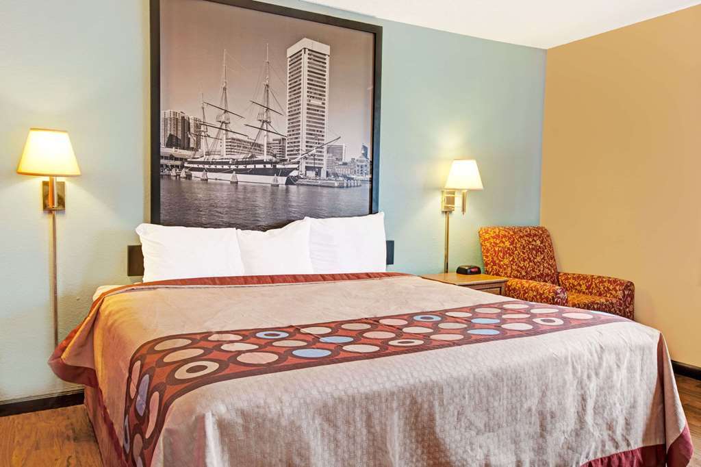 Super 8 By Wyndham Baltimore/Essex Area Bilik gambar